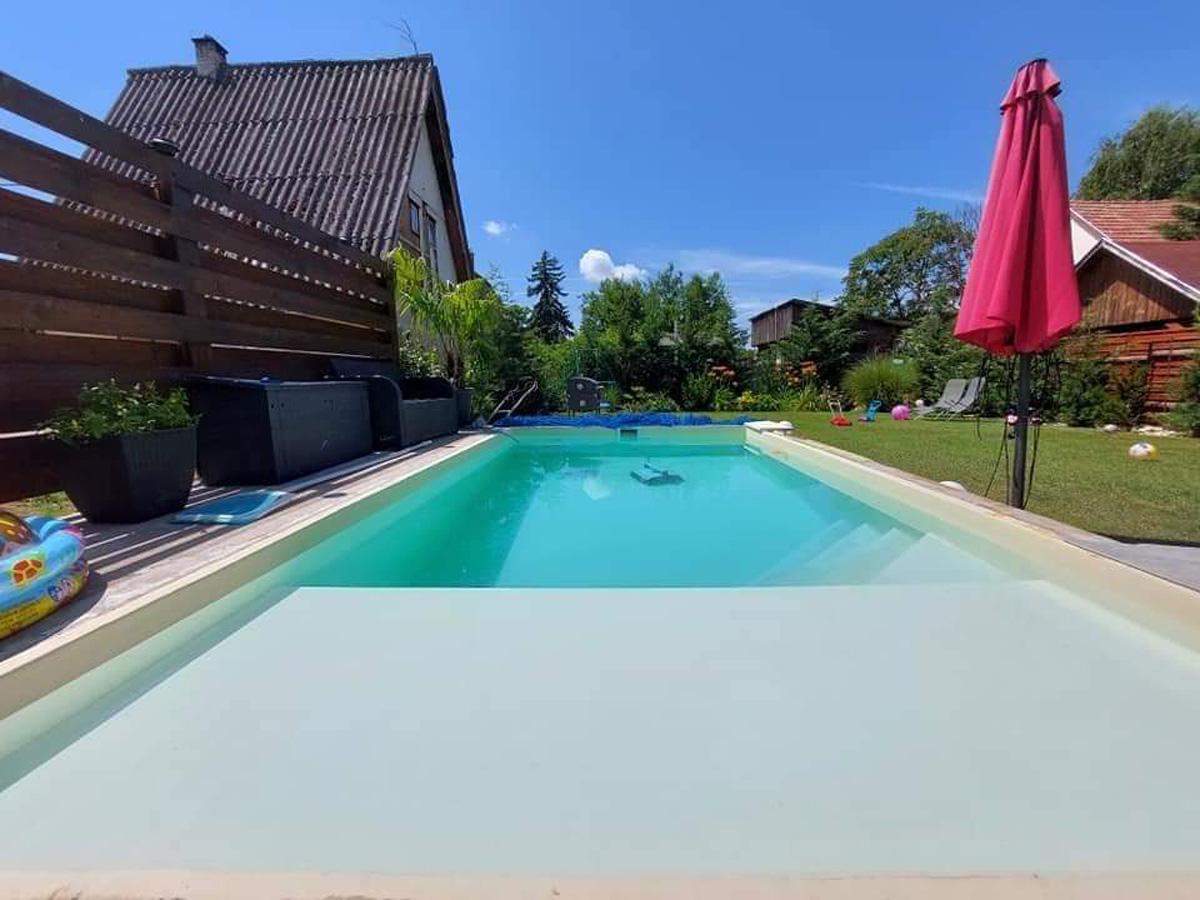 Gold Medence referencia