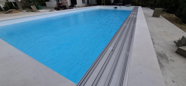 Gold Medence referencia